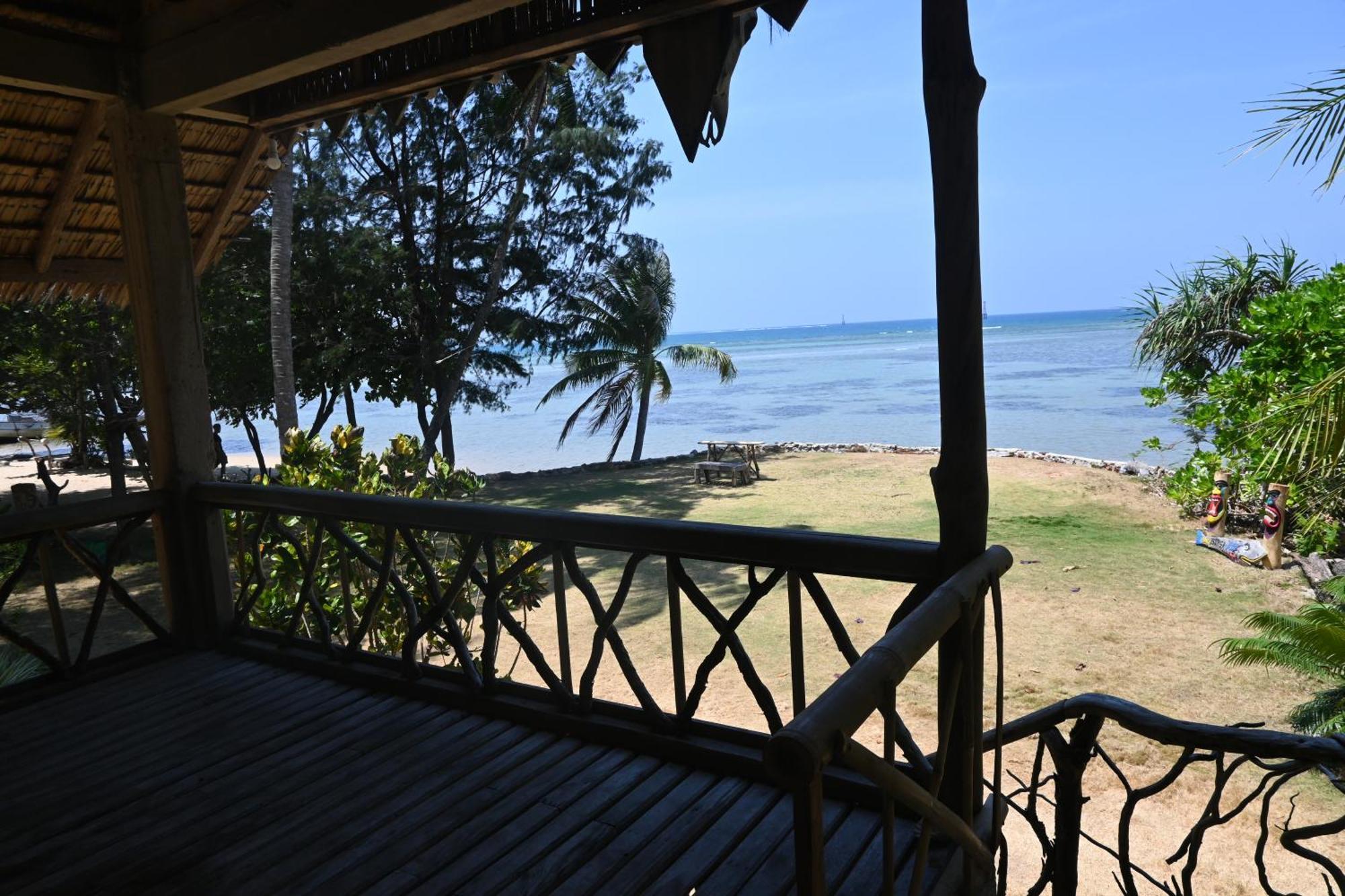 Bunga Jabe Villa การีมุนยาวา ภายนอก รูปภาพ